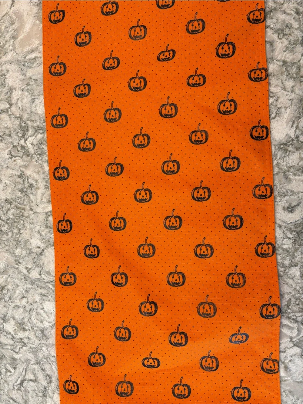 Halloween Pumpkin Table Runner